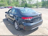 TOYOTA COROLLA LE 5YFEPMAE8MP218394 снимка
