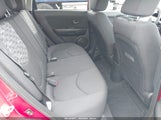KIA SOUL + KNDJT2A23B7236403 снимка