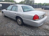 FORD CROWN VICTORIA 2FAFP73W6YX194471 снимка