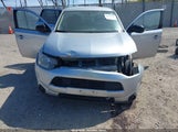 MITSUBISHI OUTLANDER ES JA4AD2A35EZ014700 fotografie