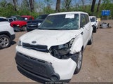 KIA SOUL + KNDJP3A51F7201370 снимка