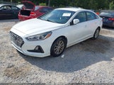 Hyundai Sonata Se 5NPE24AF3KH740710 снимка