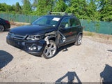 VOLKSWAGEN TIGUAN R-LINE WVGBV3AX5EW560393 снимка