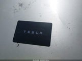 TESLA MODEL Y LONG RANGE DUAL MOTOR ALL-WHEEL DRIVE 7SAYGDEE0RA263842 снимка