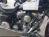 HARLEY-DAVIDSON FLHXI 1HD1KBW186Y651931 снимка