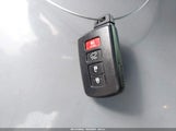 TOYOTA RAV4 XLE JTMWFREV9JD132847 снимка