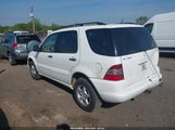 MERCEDES-BENZ ML 320 4JGAB54E4YA145383 снимка