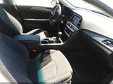 HYUNDAI SONATA SE 5NPE24AF7JH601095 снимка