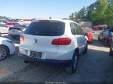VOLKSWAGEN TIGUAN 2.0T/2.0T S WVGAV7AXXHK042262 снимка