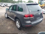 VOLKSWAGEN TOUAREG 2 VR6 FSI WVGBE77L58D001535 photo