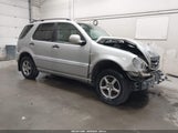 MERCEDES-BENZ ML 320 4JGAB54E4YA199556 снимка
