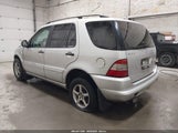 MERCEDES-BENZ ML 320 4JGAB54E4YA199556 снимка