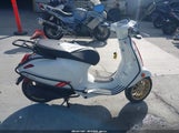 VESPA PRIMAVERA/SPRINT 150 ZAPM818G3N5802293 снимка