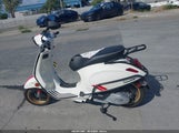 VESPA PRIMAVERA/SPRINT 150 ZAPM818G3N5802293 fotografie