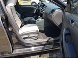VOLKSWAGEN JETTA 1.8T SPORT 3VWD17AJ1GM277940 fotografie