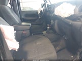 JEEP WRANGLER 4-DOOR SPORT S 4X4 1C4HJXDG0PW617101 fotografie