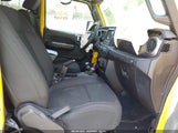 JEEP WRANGLER UNLIMITED SPORT S 4X4 1C4HJXDN2JW324872 fotografie