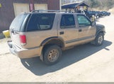 CHEVROLET BLAZER LS 1GNDT13X14K156833 снимка