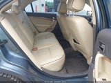 LINCOLN MKZ HYBRID 3LNDL2L30BR766495 снимка