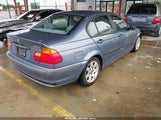 BMW 323I WBAAM334XYCB24411 снимка