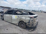 Toyota Prius Two Eco JTDKARFU4H3052021 снимка