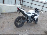 SUZUKI GSX250R LC6DN11A2J1100351 снимка