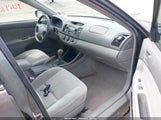TOYOTA CAMRY LE 4T1BE32K04U853924 снимка