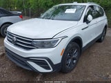 VOLKSWAGEN TIGUAN 2.0T SE 3VV3B7AX4NM125651 снимка