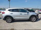 HYUNDAI TUCSON SE KM8J3CA49HU415672 снимка