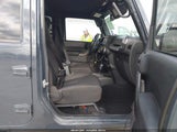 JEEP WRANGLER UNLIMITED SPORT 4X4 1C4BJWDG8HL682622 снимка