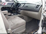 KIA SEDONA L KNDMA5C12G6151168 снимка