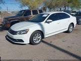 VOLKSWAGEN PASSAT 1.8T S 1VWAT7A33HC083492 снимка