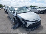 TOYOTA COROLLA LE 5YFB4MDE7SP240276 снимка