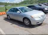 TOYOTA CAMRY LE 4T1BE46K17U030598 снимка