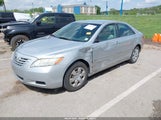 TOYOTA CAMRY LE 4T1BE46K17U030598 снимка