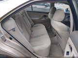 TOYOTA CAMRY LE 4T1BE46K67U178830 снимка