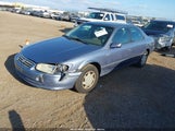 TOYOTA CAMRY CE 4T1BG22K6YU000857 снимка