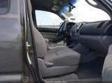 TOYOTA TACOMA BASE V6 5TEMU4FN2AZ679190 fotografie