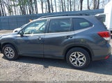 SUBARU FORESTER PREMIUM JF2SKADC1RH459633 снимка
