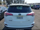 TOYOTA RAV4 XLE JTMWFREV6HJ111319 снимка