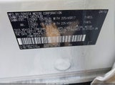 TOYOTA RAV4 XLE JTMWFREV6HJ111319 снимка