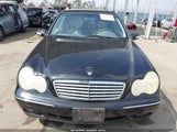 MERCEDES-BENZ C 240 WDBRF61J53A411634 снимка