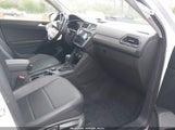 VOLKSWAGEN TIGUAN 2.0T SE/2.0T SEL/2.0T SEL R-LINE/2.0T SEL R-LINE BLACK 3VV2B7AX6KM041161 fotografie