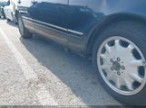 MERCEDES-BENZ E 320 WDBJF55F7VJ027080 снимка