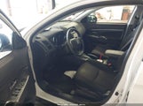 Mitsubishi Outlander Sport 2.0 Es JA4AR3AU6JZ014117 fotografie