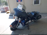 HARLEY-DAVIDSON FLHTK 1HD1KEM13AB617993 снимка