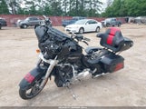 HARLEY-DAVIDSON FLHX STREET GLIDE 1HD1KBC17HB610569 снимка