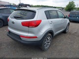 KIA SPORTAGE LX KNDPBCAC2F7670376 снимка