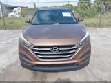 HYUNDAI TUCSON SE KM8J23A4XGU180300 снимка