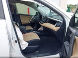 TOYOTA RAV4 XLE JTMWFREV3HJ101539 снимка